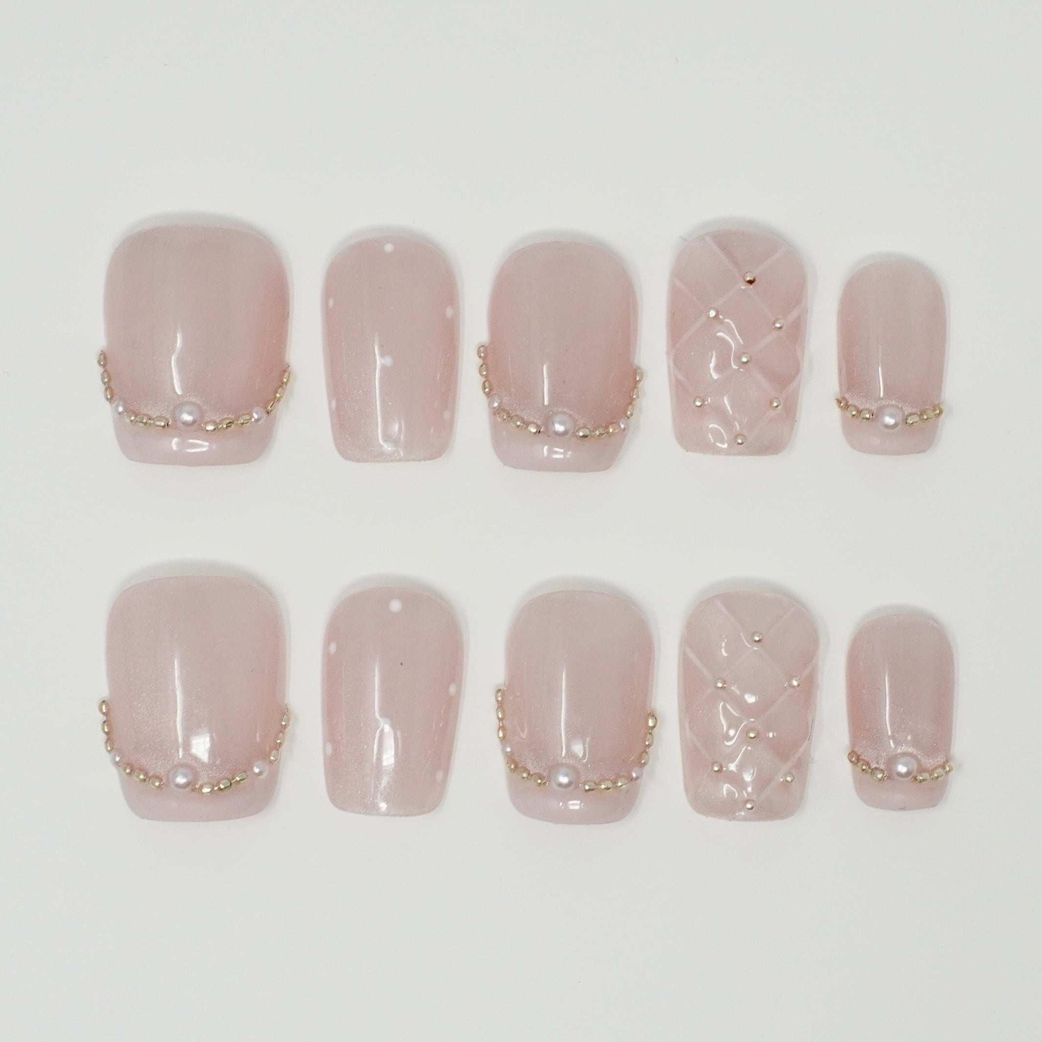 Elegant Nude Pink Press On Nails | Gold Chain Accent & 3D Quilted Design | Short Square Reusable Fake Nails