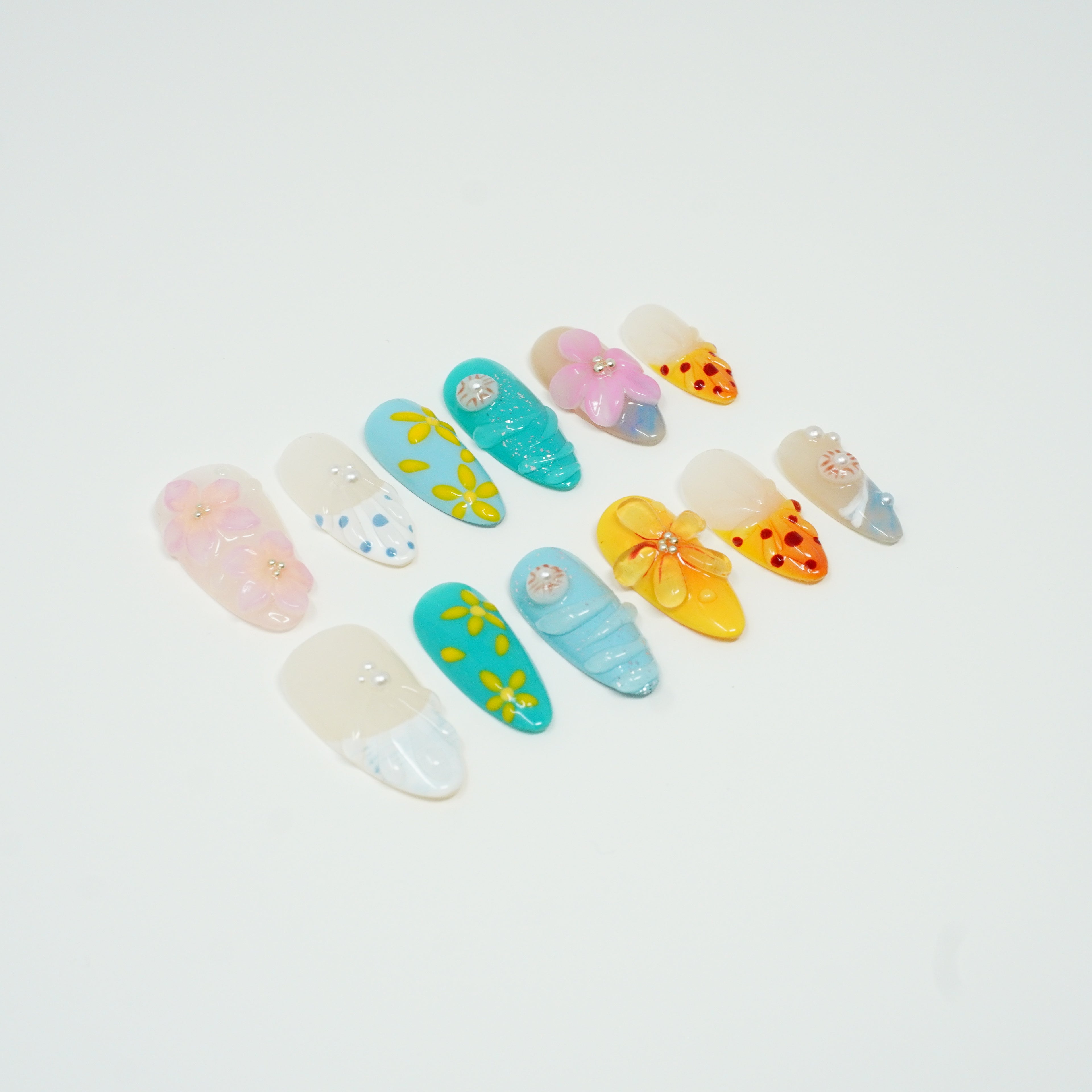 Exquisite 100% Handmade Floral & Dotted Press-On Nails - Reusable Custom Nail Art Kit